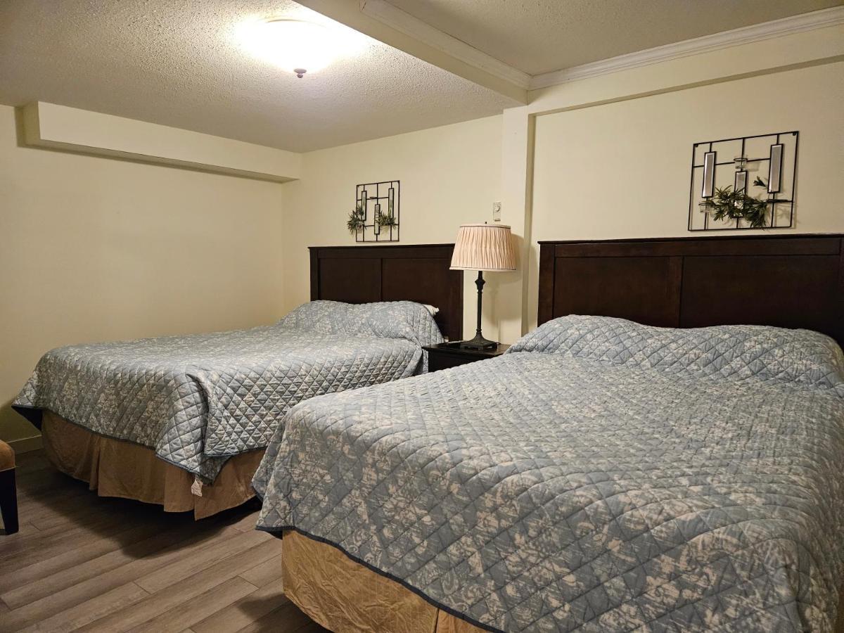Swiss Chalets Motel Хоуп Екстериор снимка